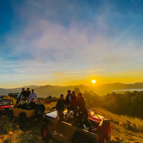 Sunrise-Jeep-Adventure-Client-scaled 1
